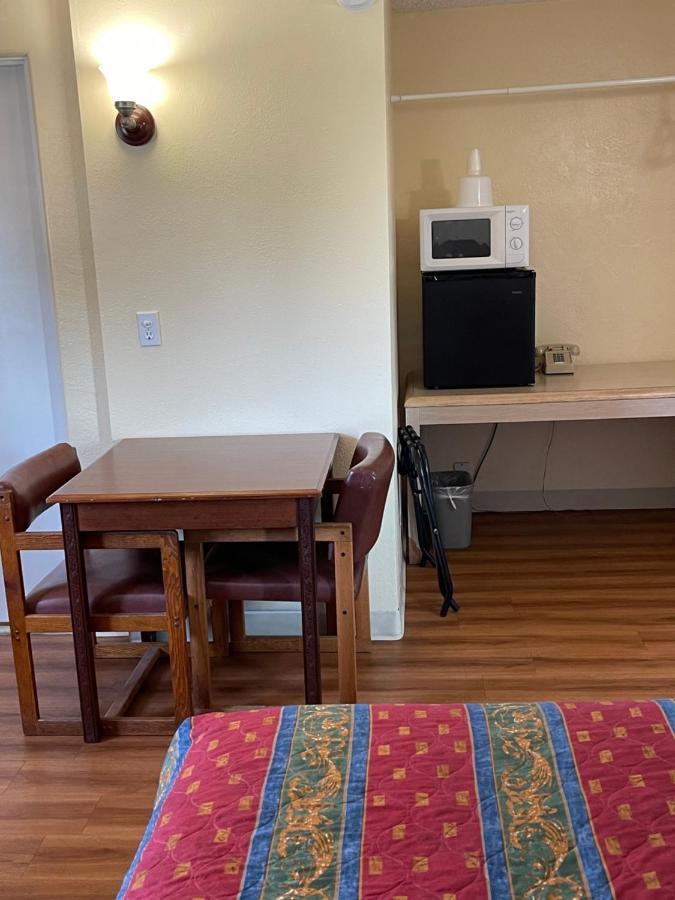 Villa West Motel Florence Zewnętrze zdjęcie